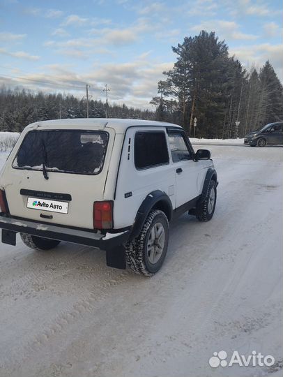 LADA 4x4 (Нива) 1.7 МТ, 2010, 200 000 км