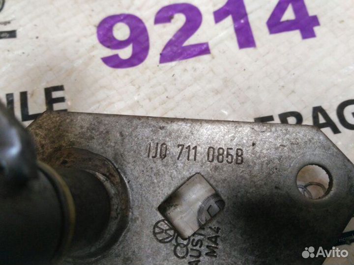 Кронштейн кпп Skoda Octavia Tour A4 1997-2011