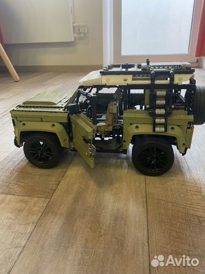 Lego technic 42110 land rover
