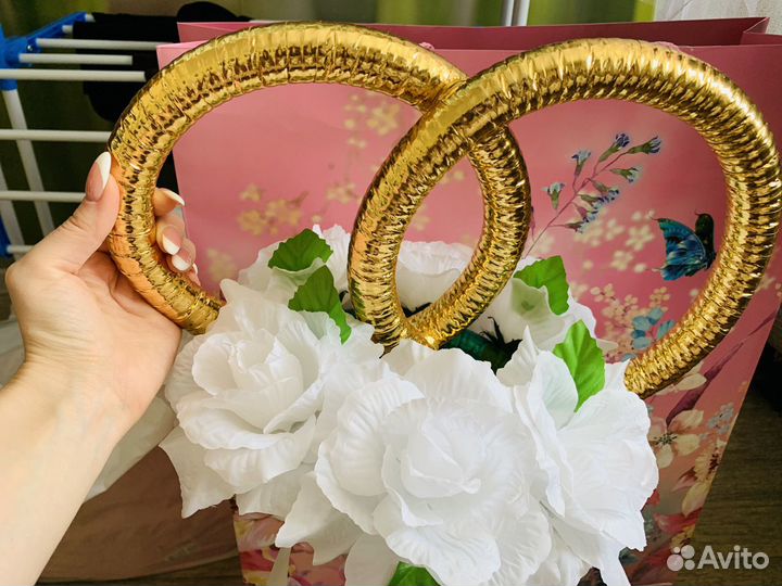 Свадебные украшения на автомобили