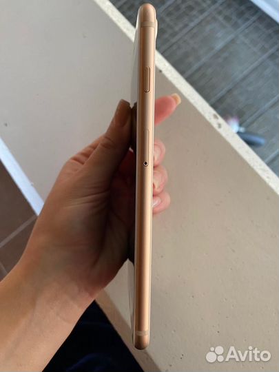 Телефон iPhone 8 plus