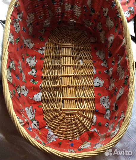 Плетёная корзина с ручками лежанка для собаки