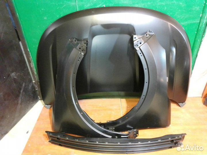 Передняя часть передняя Ford Explorer 5 U502