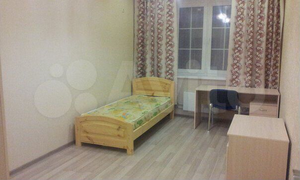 Комната 18 м² в 5-к., 3/4 эт.