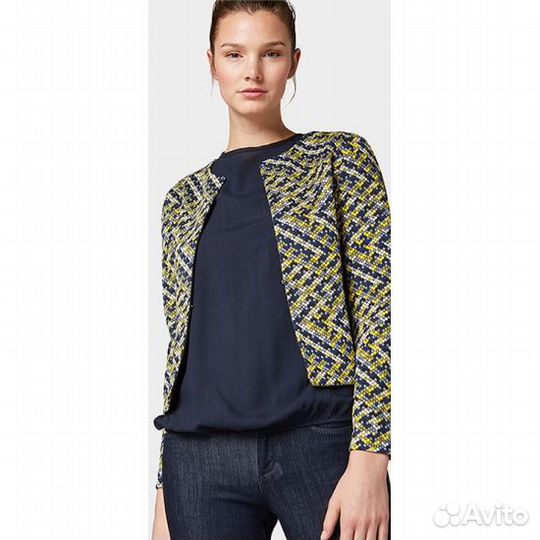 Пиджаки и жакеты женские