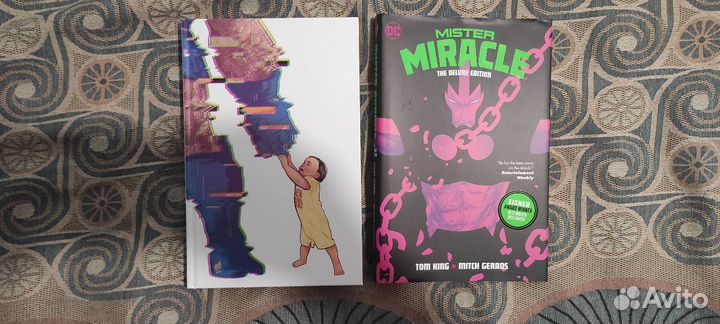 Комикс Mister Miracle: The Deluxe Edition