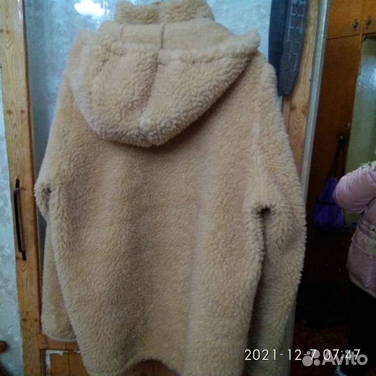 Продам демисизонную-куртку,из овечьей шерсти