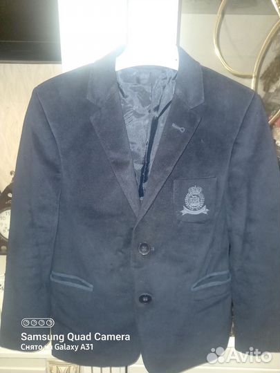 Велюровый пиджак