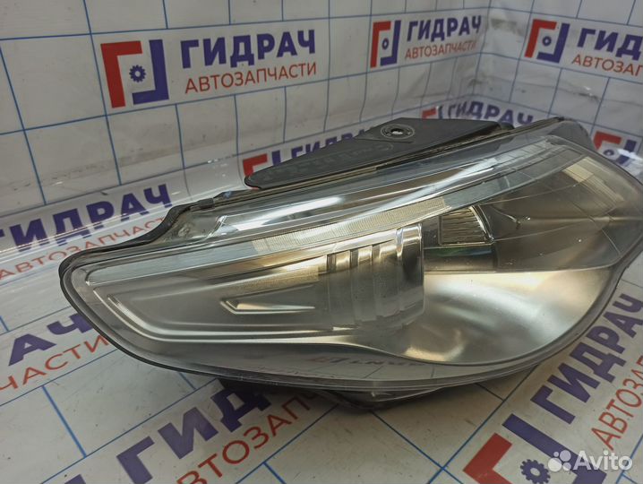 Фара правая Volkswagen Passat CC 3C8941754C