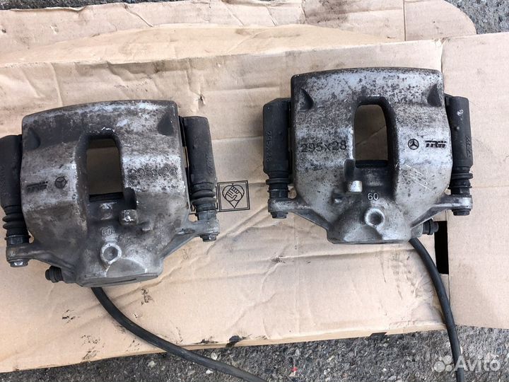 Суппорта передние Mercedes w212 е212 w212