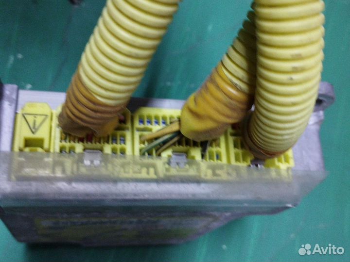 Блок управления SRS Mitsubishi Lancer Cedia CS2A