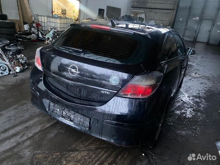 Разбор Авторазбор Opel Astra H 3D