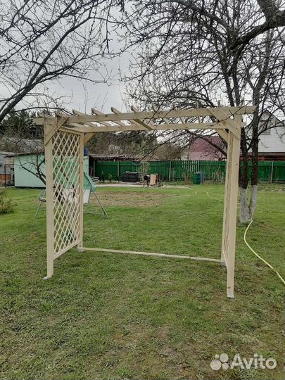 Арка деревянная