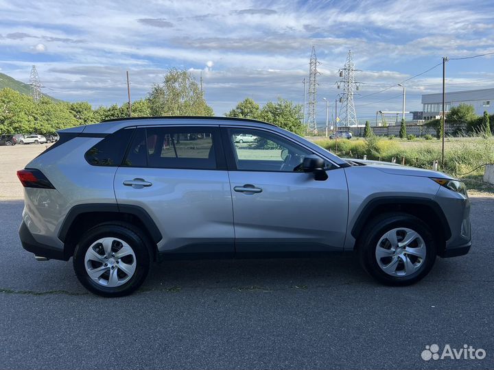 Toyota RAV4 2.5 AT, 2019, 112 000 км