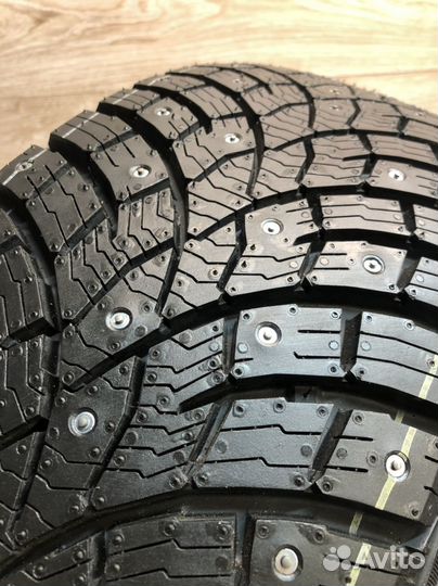 Triangle IcelynX TI501 215/65 R16 102T