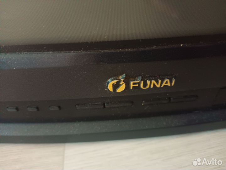 Телевизор маленький