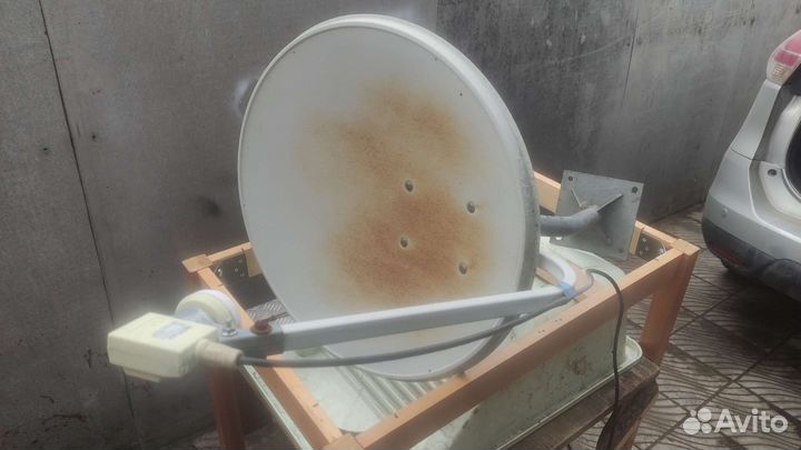 Антенна спутниковая