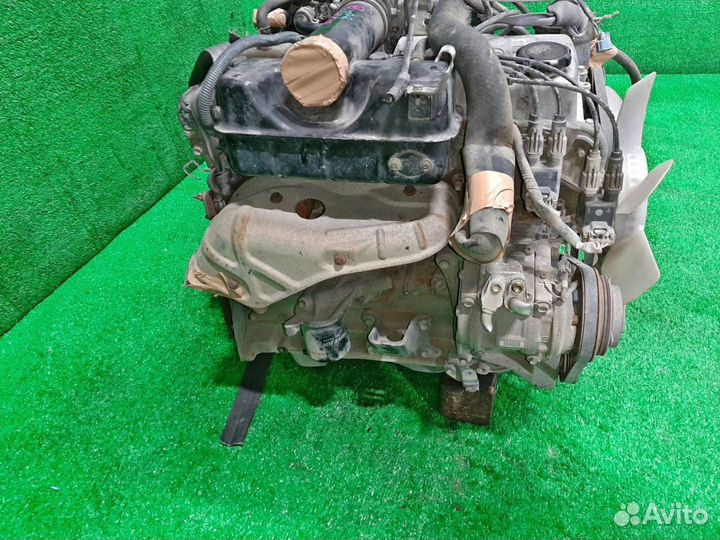 Двигатель в сборе двс toyota hilux RZN169 3RZ-FE 2