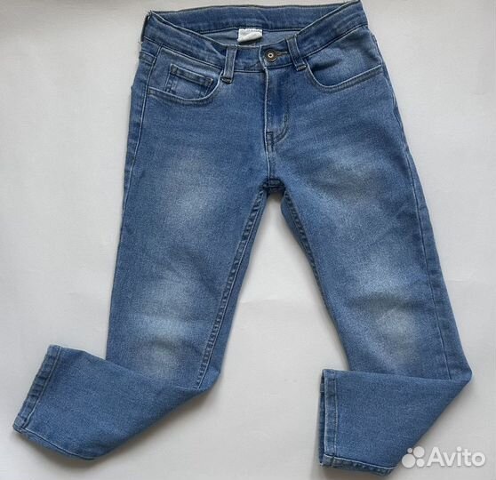 Футболка, джинсы на мальчика 116-122 (пакетом)