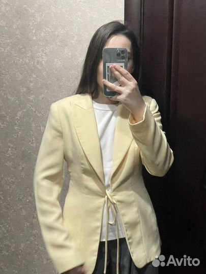 Женский пиджак S новый