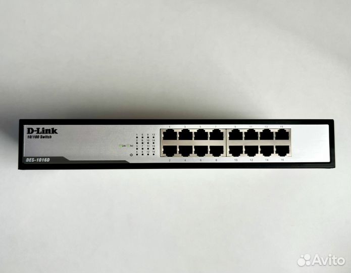 Коммутатор D-Link DES-1016D