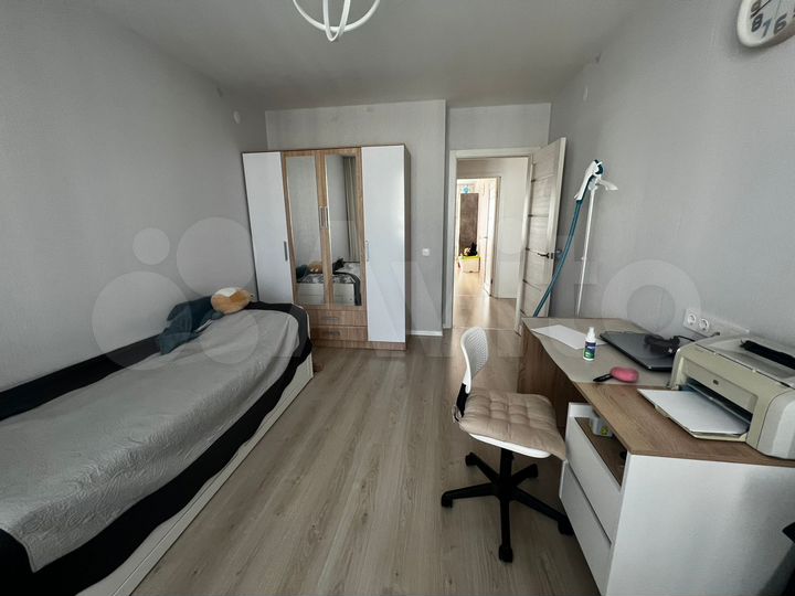 3-к. квартира, 76 м², 10/15 эт.