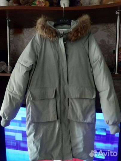 Пуховик женский 42 44