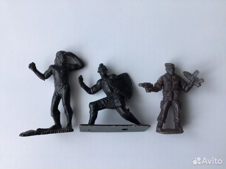 Фигурки пиратов