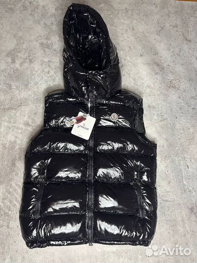 Жилетка moncler maya глянцевая + NFC