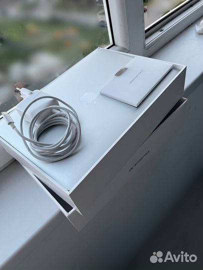 Apple MacBook air 2020 i3