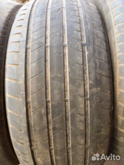 Bridgestone Alenza 001 245/50 R19