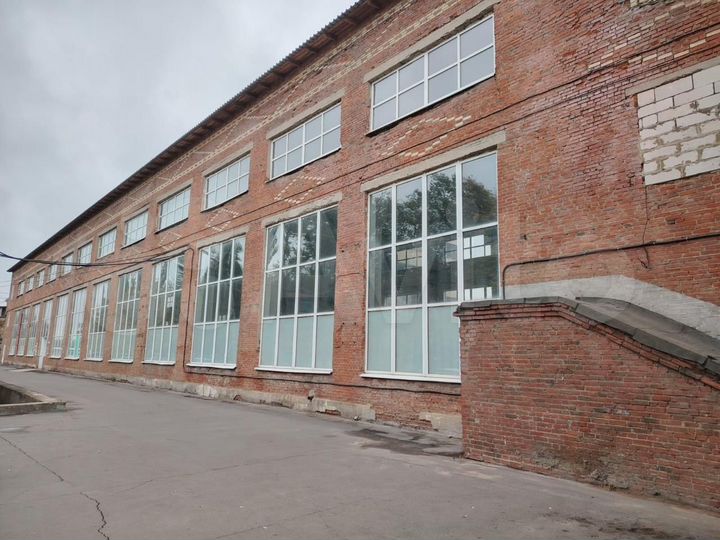 Продам производственную базу, 5200 м², на земельно