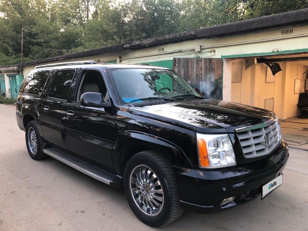 Cadillac Escalade: фото владельца