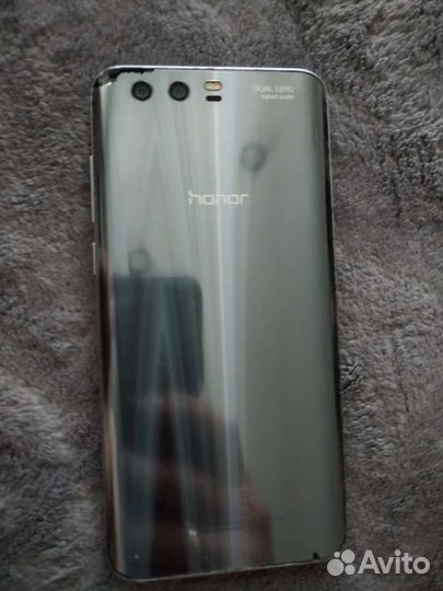 HONOR 9, 4/64 ГБ