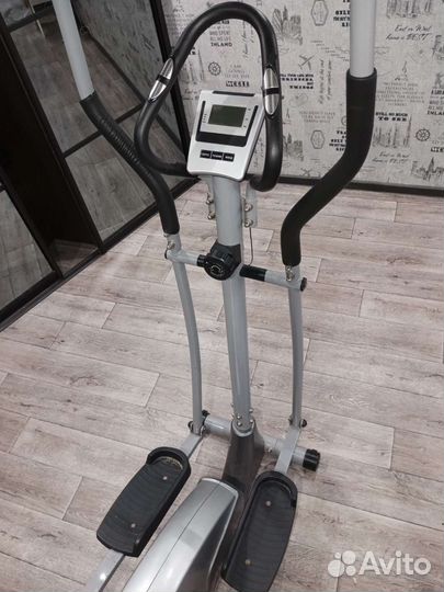 Эллиптический тренажер