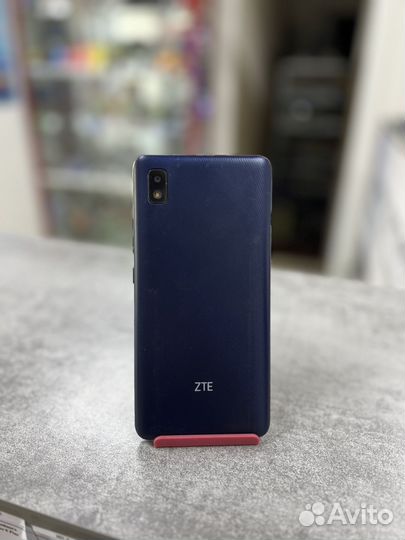 ZTE Blade L210RU