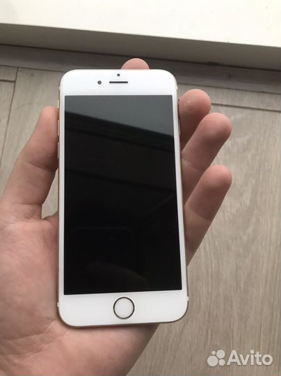 iPhone 6S, 32 ГБ
