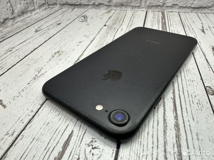 iPhone 7, 128 ГБ
