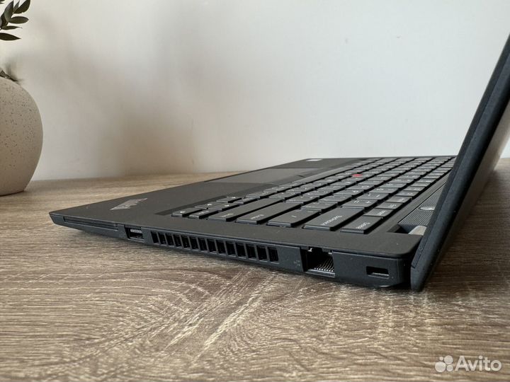 Lenovo Thinkpad T490 i5 16Gb сенсорный