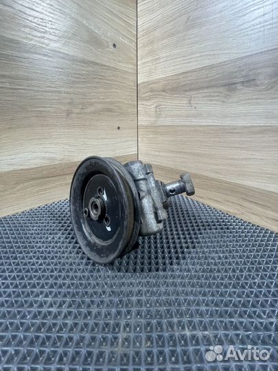 Насос гидроусилителя T4 transporter 2.4d 0035510sx