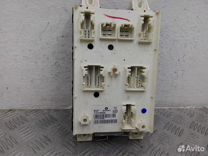 Б/У Б/У Блок Body control module 68245054AC CHR