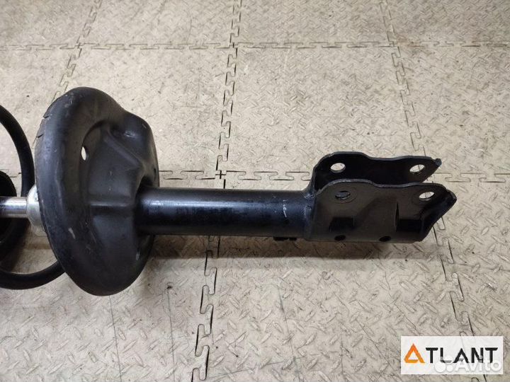 Стойка передняя левая mitsubishi colt