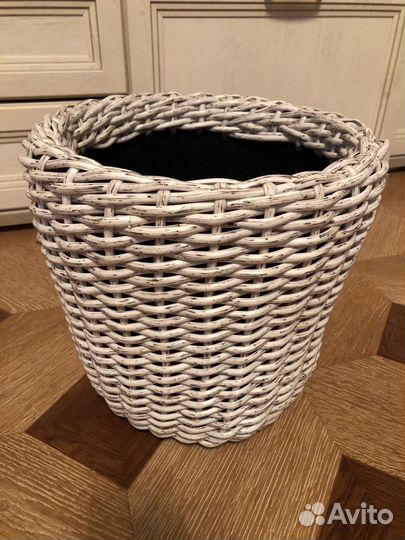 Кашпо горшок для цветов