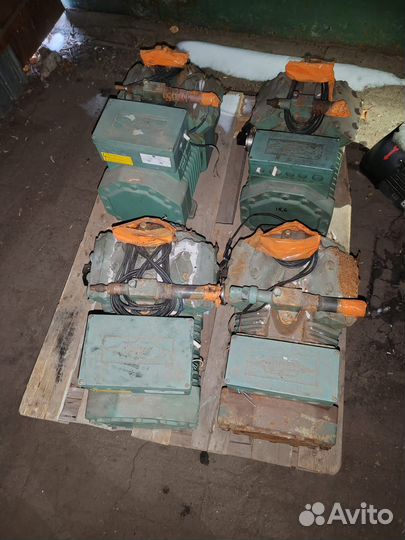 Компрессор Bitzer 4DES-7Y 40S