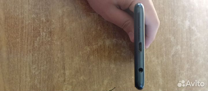 Samsung Galaxy A10, 2/32 ГБ