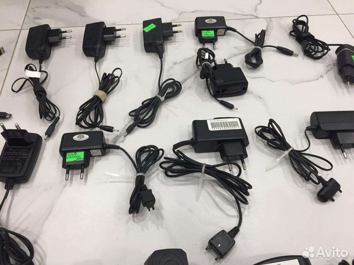 Зарядное устройство