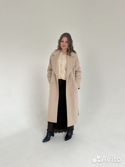 Стилист имиджмейкер