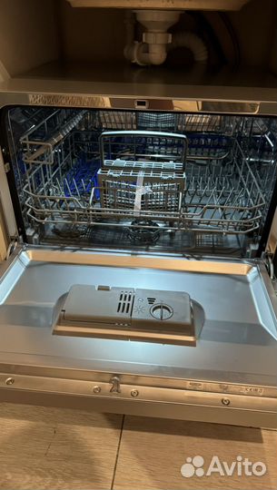 Посудомоечная машина delonghi ddw 07T