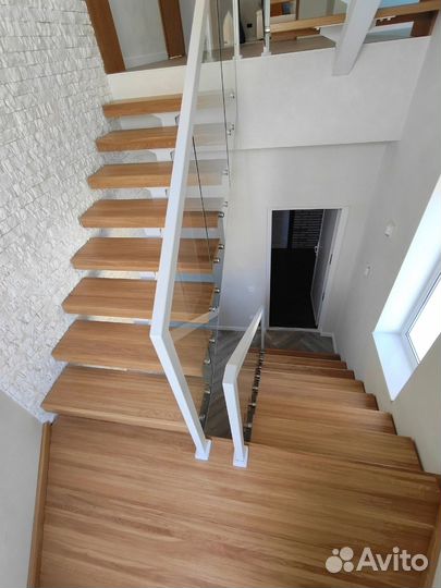 Лестница на металлокаркасе