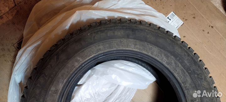 Nokian Tyres Nordman SUV 215/65 R16